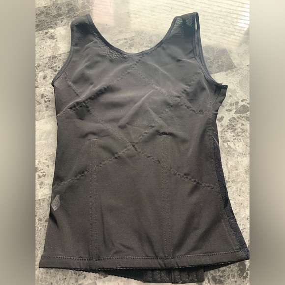 Black corset style shape wear adjustable clasp back size L, brand new condition - Picture 1 of 3